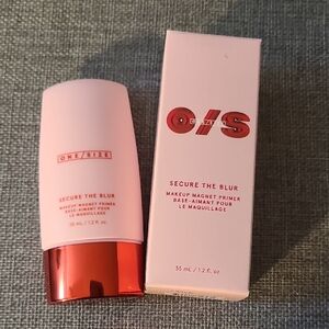 ONE/SIZE Secure The Blur Makeup Magnet Primer